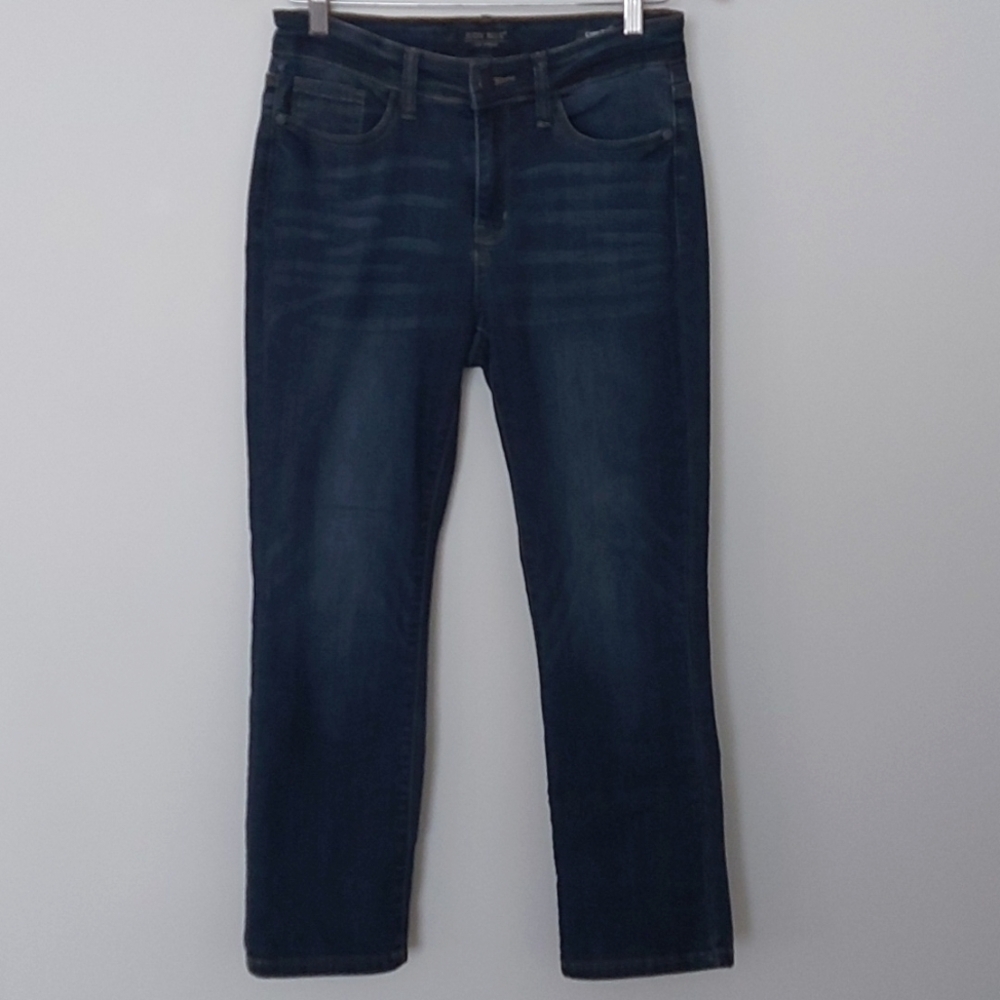 Judy Blue Capri Fit Cropped Jeans Dark Wash Size 5/27